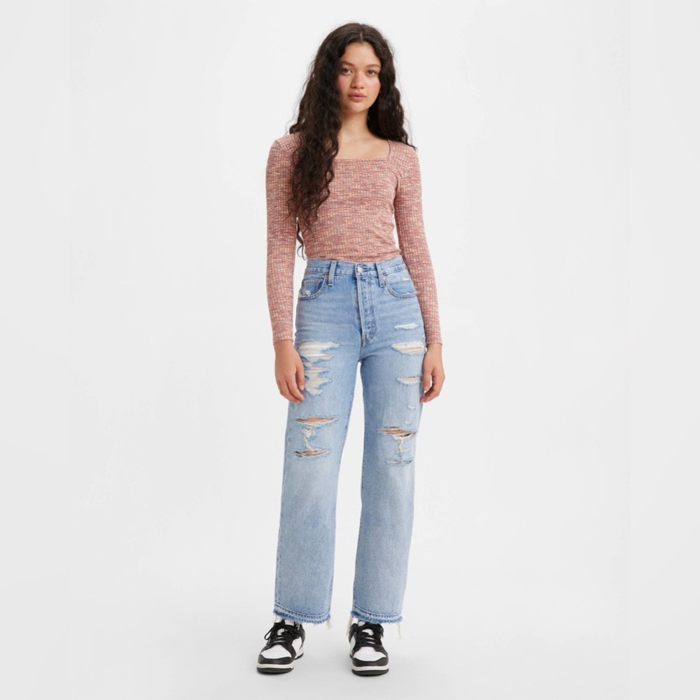 Levi’s Ribcage Straight Ankle Jeans